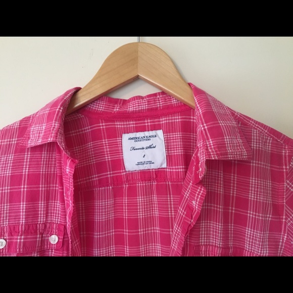 American Eagle pink 3/4 sleeve button-down - Picture 3 of 5
